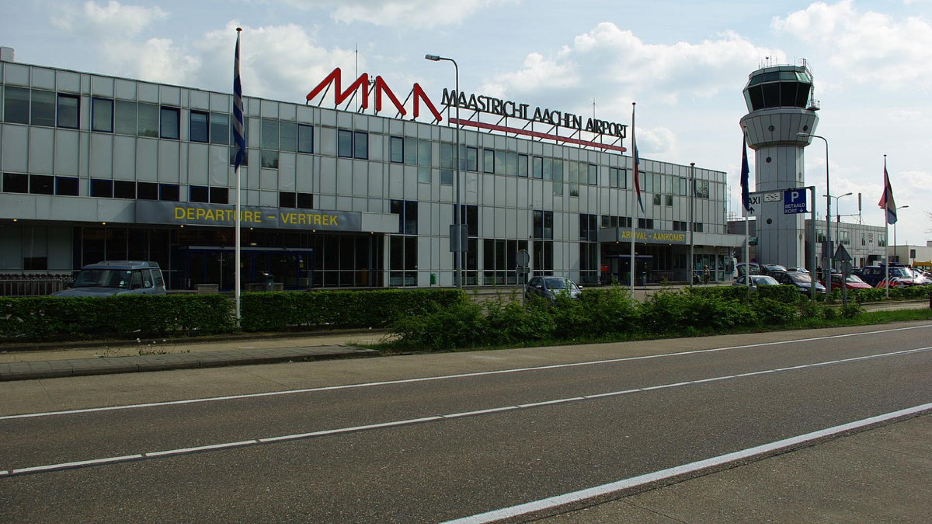1200px-MAA_Terminal.JPG